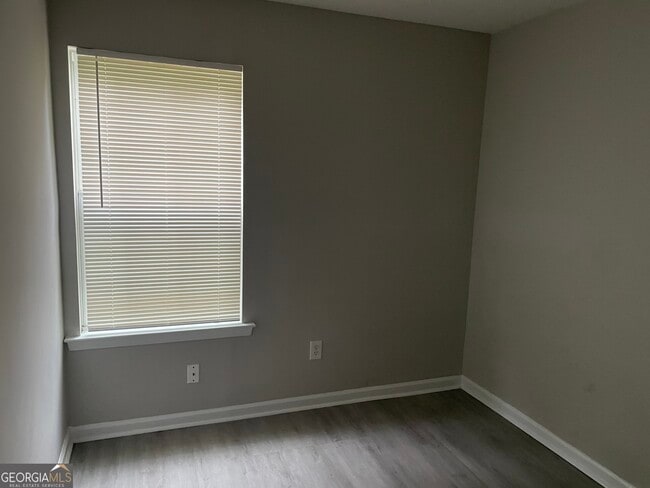 Building Photo - 5741 Wellborn Oaks Ct