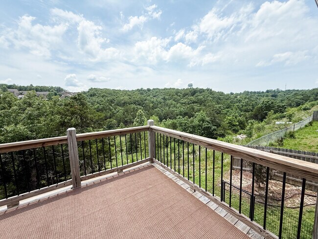 Building Photo - 127 Rockridge Rd