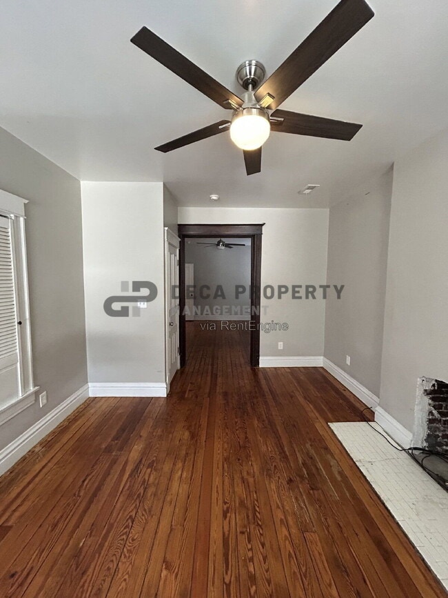 Building Photo - 4546 Virginia Ave