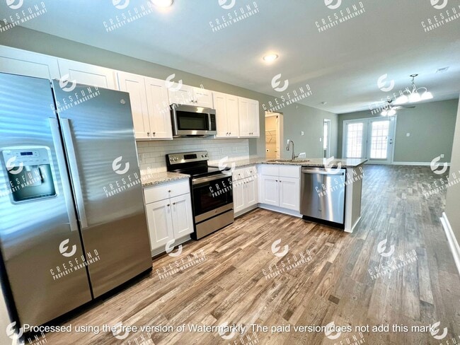 Building Photo - RENT JUST REDUCED!!! 2B/2B Condo Ready FOR...