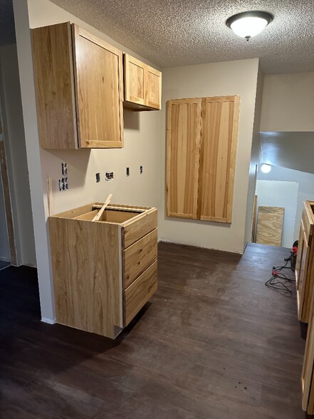 Primary Photo - 1134 Birchmont Dr NE