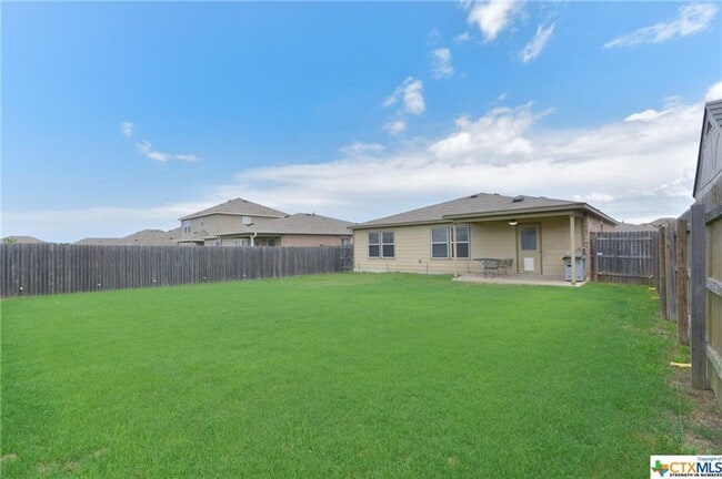 Building Photo - 5722 Stanford Dr