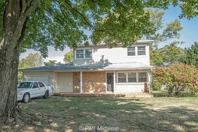 Building Photo - 6276 Eastgate Ave