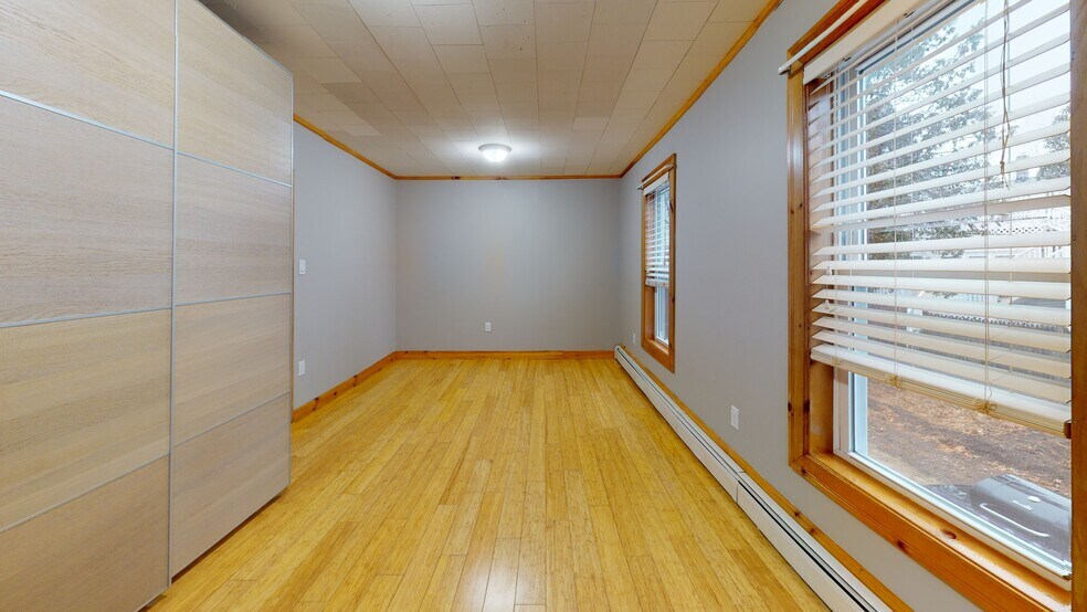 Building Photo - 36 Dodge St