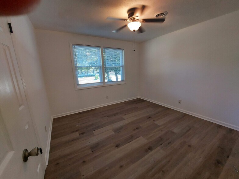 Building Photo - 3617 Anwood Dr.