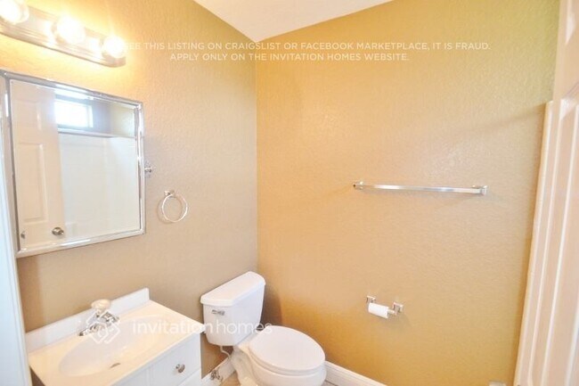 Building Photo - 4810 Red Rooster Rd