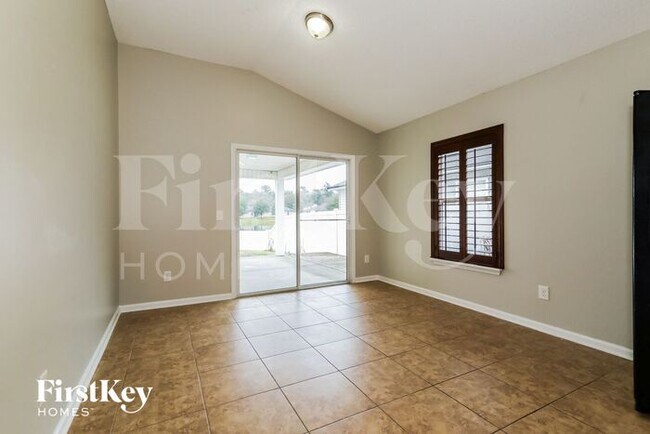 Building Photo - 5668 Village Pond Cir