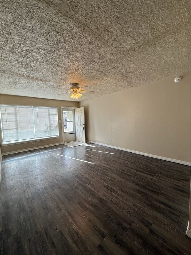 Building Photo - Charming 2 bedroom, 1 bathroom home in Norman