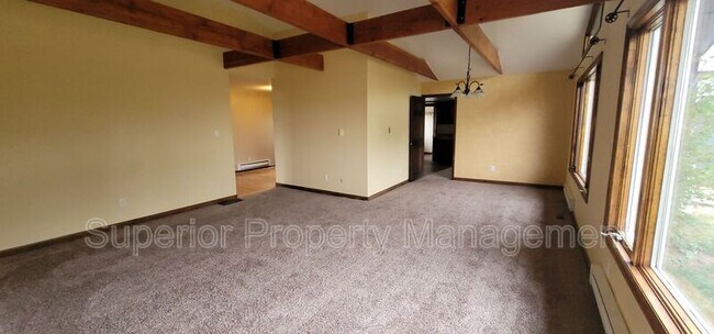 Building Photo - 7014 Ridge Rd