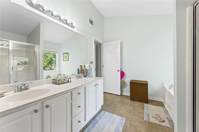 Building Photo - 5415 Fieldfreen Dr