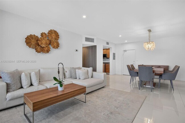 Building Photo - 10275 Collins Ave