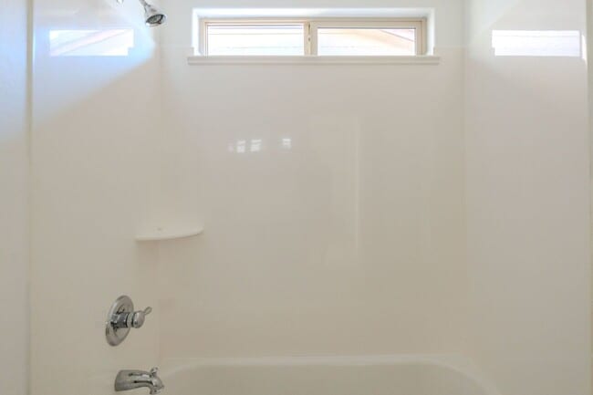 Building Photo - 3 bedroom home in Gilbert!