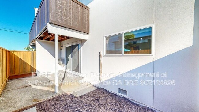 Building Photo - 7359 Boris Ct