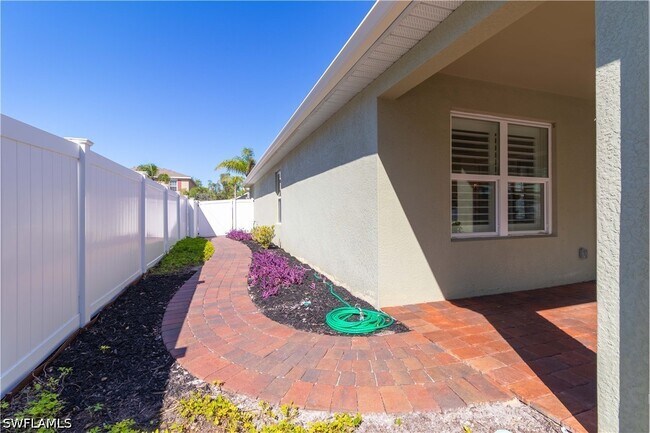 Building Photo - 26987 Wildwood Pines Ln