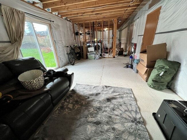 Building Photo - 3-Bedroom with Unfinished Basement
