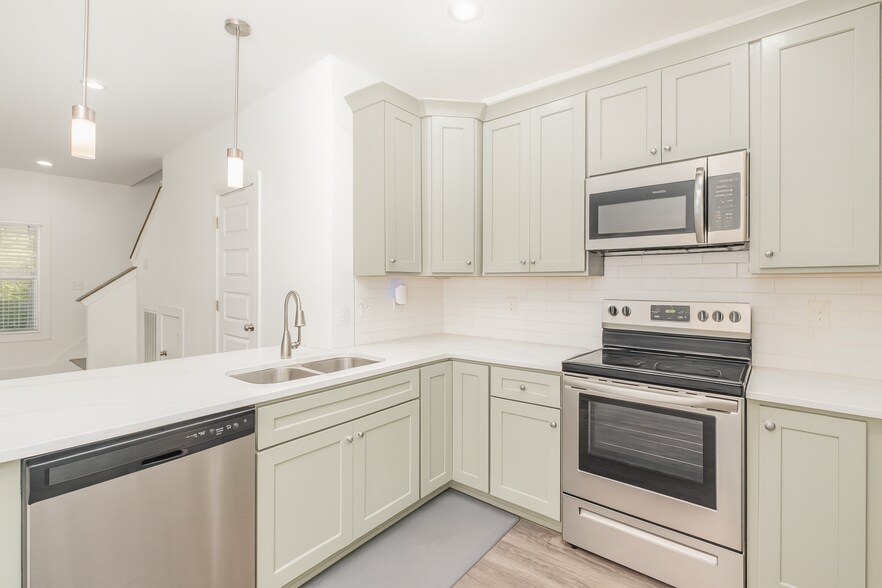 Building Photo - 4341 Goins Rd