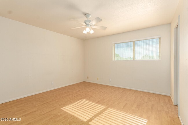 Building Photo - 6224 E Dallas St