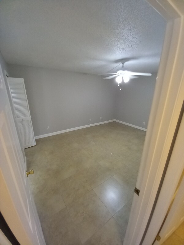 Building Photo - 3455 Countryside Blvd