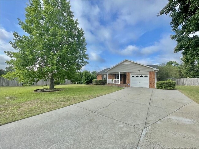 Building Photo - 103 Peregrine Pl