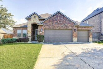 Building Photo - 106 Martingale Trail