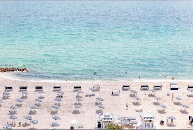 Building Photo - 2899 Collins Ave