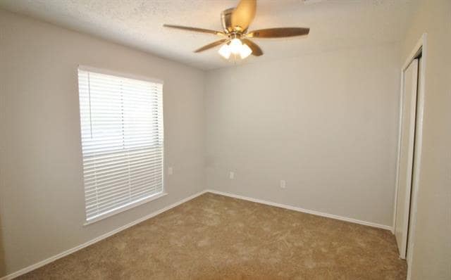 Building Photo - 1147 Walnut Hill Ln