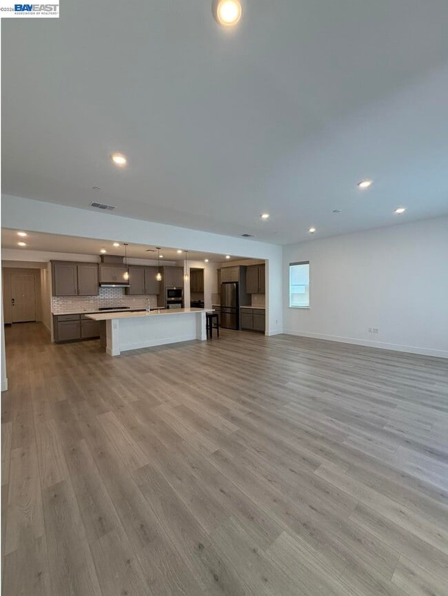Building Photo - 4271 Ranger Dr