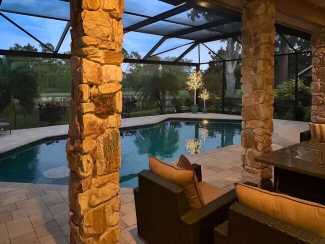 Building Photo - Palm Aire Fully Furnished Rental