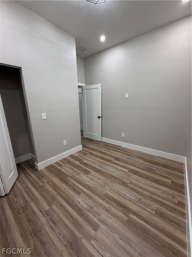 Building Photo - 11595 Tomato Rd