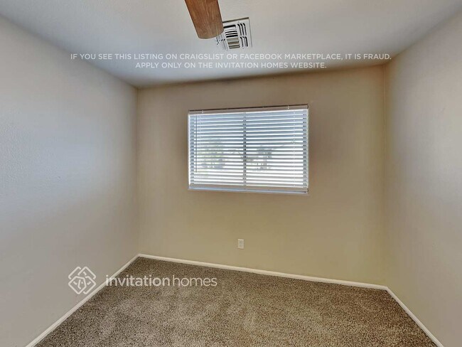 Building Photo - 12319 W Medlock Dr