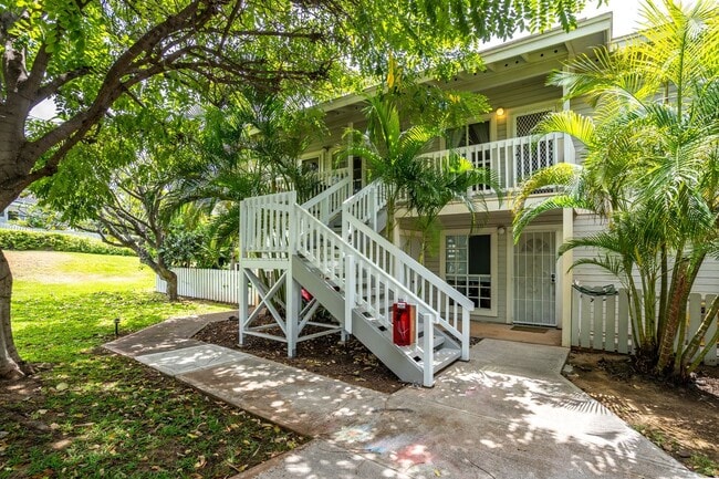 Building Photo - FULLY FURNISHED, 2/1.5 2nd floor condo in Keonekai Villages.