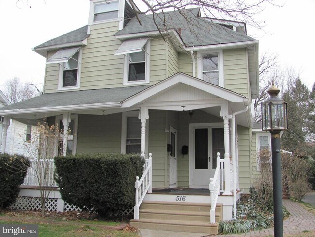 Primary Photo - 516 Morgan Ave