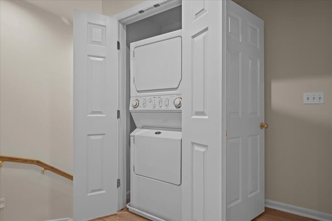 Building Photo - 62 E Center Ave