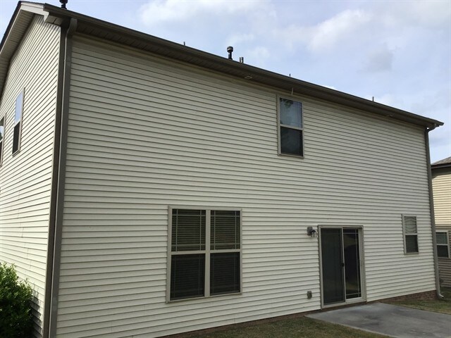 Building Photo - 112 Summerdale Dr