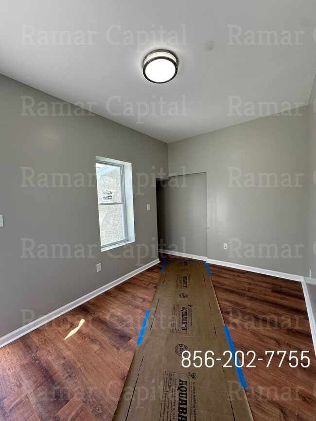 Building Photo - 1442 Princess Ave