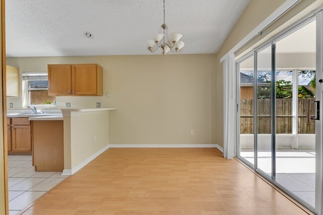 Building Photo - 8042 Tabby Ln