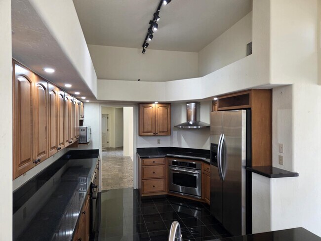 Building Photo - 8157 E Cortez Dr