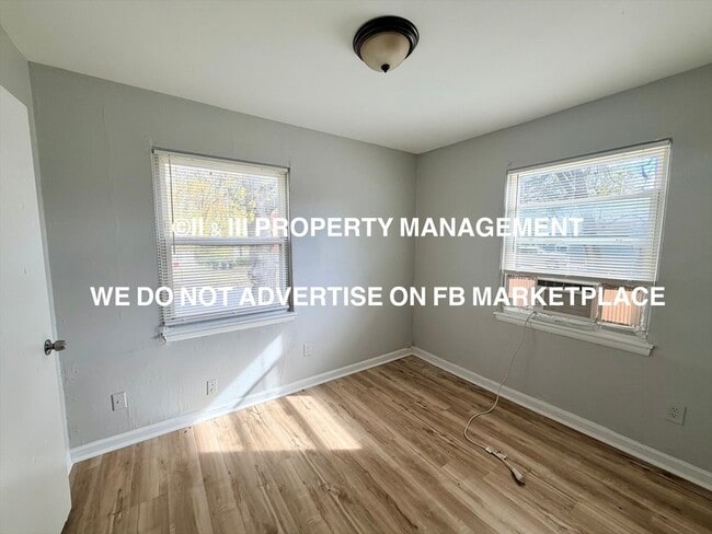 Building Photo - 4901 Woodend Ave