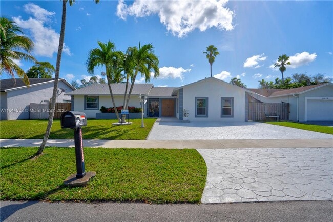 Building Photo - 11580 SW 92nd St