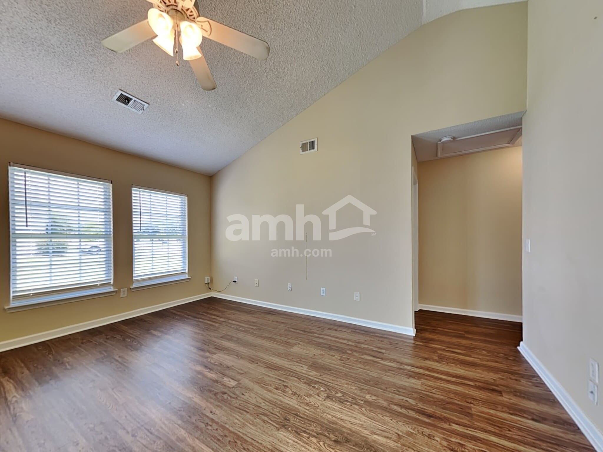 Building Photo - 89 Dovetail Cir