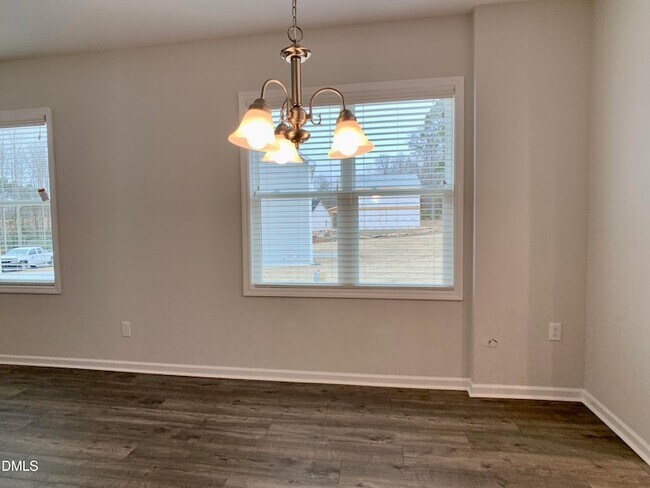 Building Photo - 130 Henhouse Ct