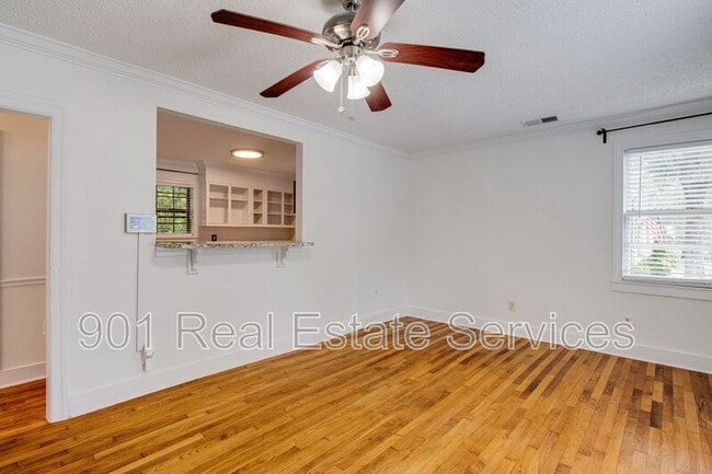 Building Photo - 1401 Linden Ave