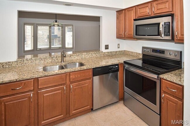 Building Photo - 4444 Lindell Blvd