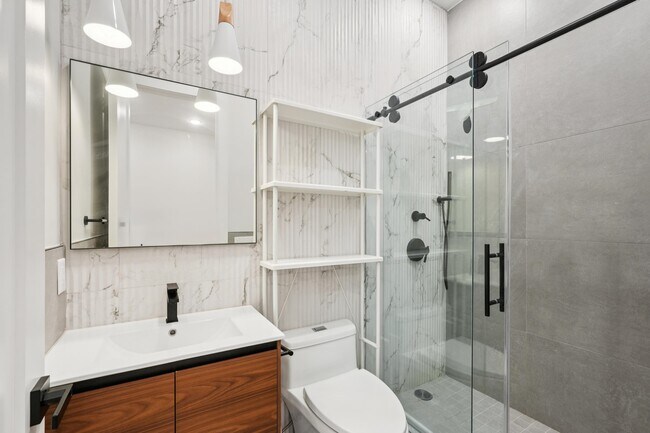 Building Photo - 431 Palisade Ave