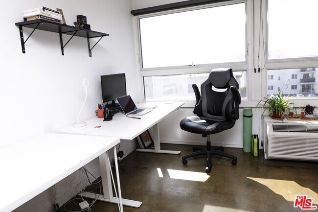 Building Photo - 750 Garland Ave