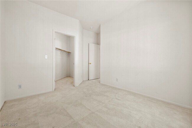 Building Photo - 6804 Rosinwood St