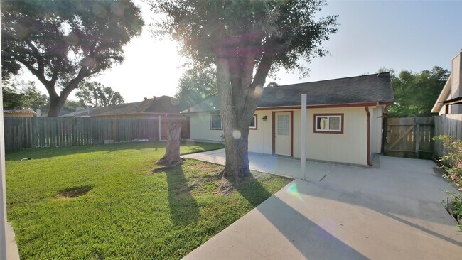 Building Photo - 1018 Three Forks Dr