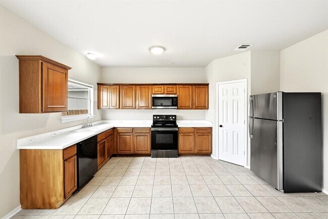 Building Photo - 13316 Marie Ln