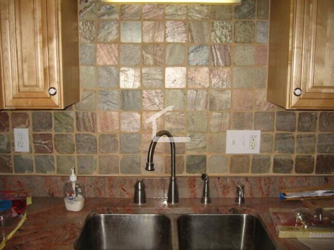 Building Photo - 47A Allston St