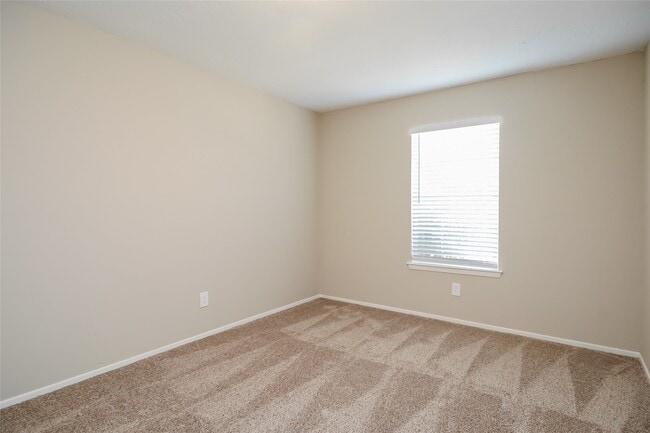 Building Photo - 10307 Rancho Bernardo Ln